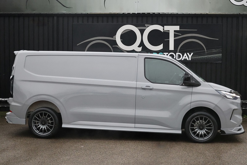Ford Transit Custom Limited 1 Owner + Ford Warranty + Heated Seats + Automatic Image 5
