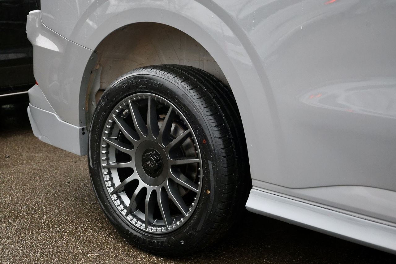 Ford Transit Custom Limited 1 Owner + Ford Warranty + Heated Seats + Automatic - Large 13