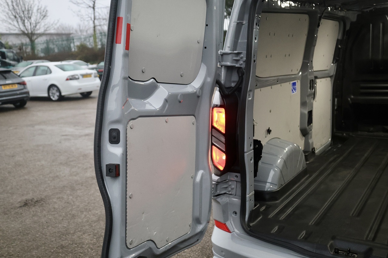 Ford Transit Custom Limited 1 Owner + Ford Warranty + Heated Seats + Automatic - Large 27