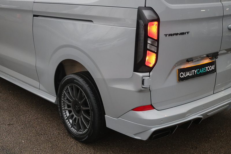 Ford Transit Custom Limited 1 Owner + Ford Warranty + Heated Seats + Automatic Image 39