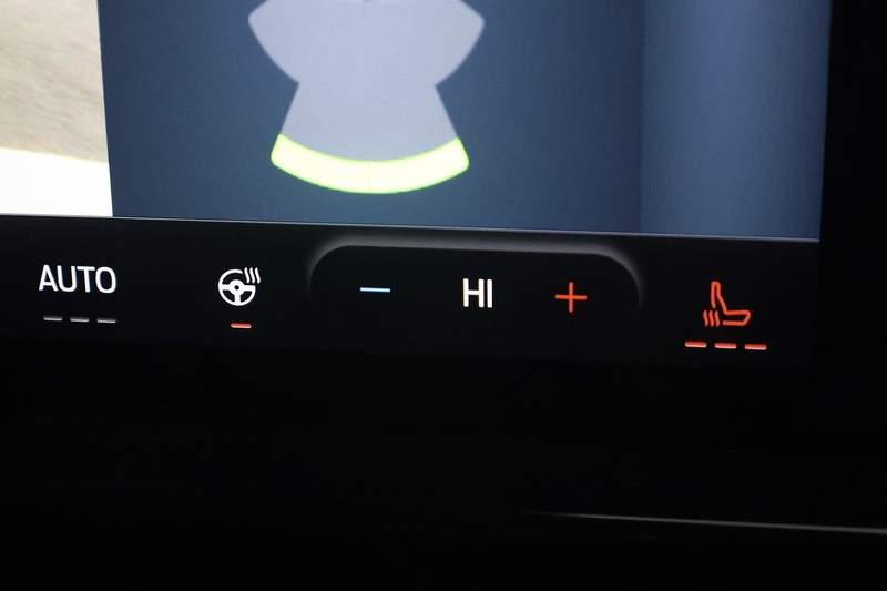 Ford Tourneo Custom Titanium 170ps Automatic + 8 Seats + NO VAT Image 12