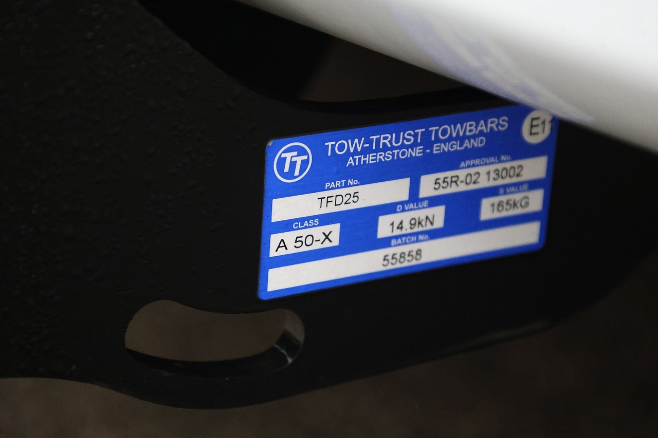 Ford Tourneo Custom Titanium 170ps Automatic + 8 Seats + NO VAT - Large 26