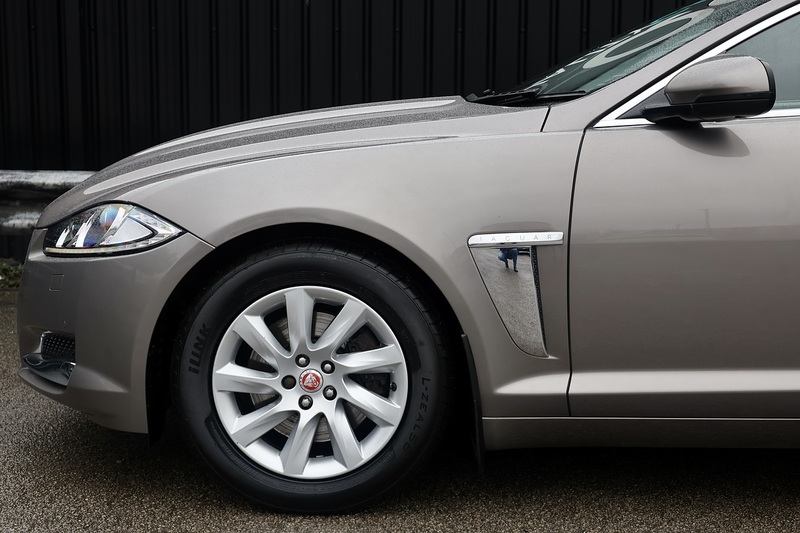 Jaguar XF Luxury Heated Seats + Heated Steering Wheel + Reverse Cam + x4 New Tyres Image 23