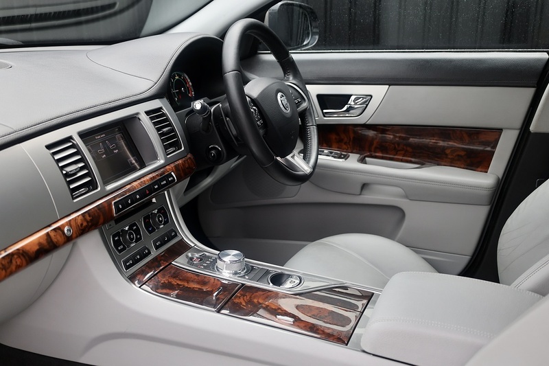 Jaguar XF Luxury Heated Seats + Heated Steering Wheel + Reverse Cam + x4 New Tyres Image 6