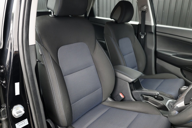 Hyundai Tucson CRDI SE Nav 1 Former Keeper + Manual + 2WD + £35 RFL + Heated Seats Image 10