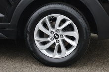 Hyundai Tucson CRDI SE Nav 1 Former Keeper + Manual + 2WD + £35 RFL + Heated Seats - Thumb 30