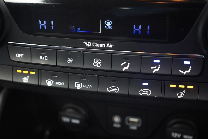 Hyundai Tucson CRDI SE Nav 1 Former Keeper + Manual + 2WD + £35 RFL + Heated Seats Image 34