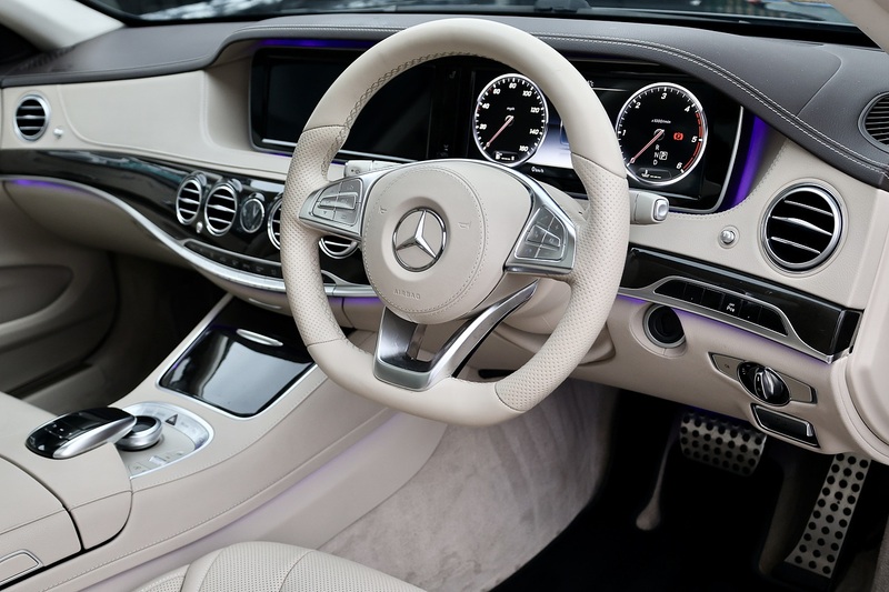 Mercedes-Benz S350d L AMG Line Panoramic Roof + Rare Colour + ULEZ Compliant Image 7