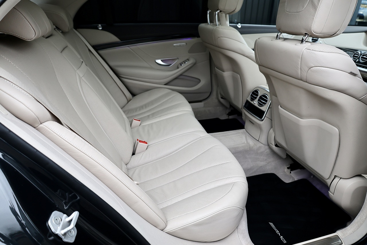 Mercedes-Benz S350d L AMG Line Panoramic Roof + Rare Colour + ULEZ Compliant - Large 25