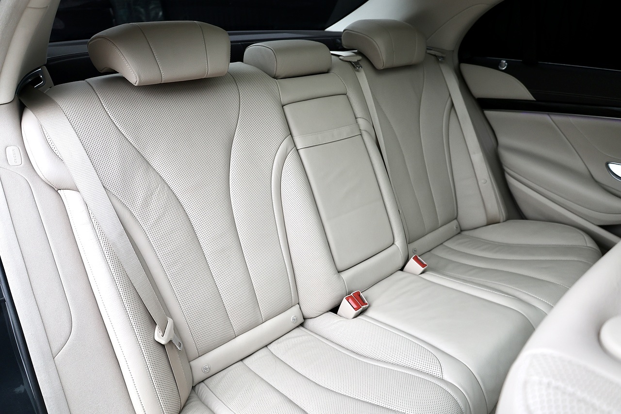 Mercedes-Benz S350d L AMG Line Panoramic Roof + Rare Colour + ULEZ Compliant - Large 30