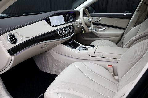 Panoramic Roof + Rare Colour + ULEZ Compliant