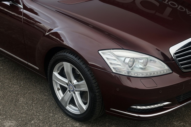 Mercedes-Benz S500L Original Billionaire Owner +  £96,000 Original List Price + Very Special Image 15