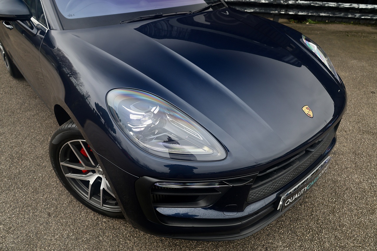 Porsche Macan S 1 Owner + Full Porsche Main Dealer + Air Suspension + Rare Spec - Large 24