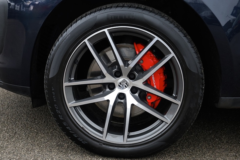 Porsche Macan S 1 Owner + Full Porsche Main Dealer + Air Suspension + Rare Spec Image 34