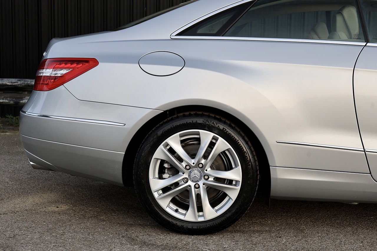 Mercedes-Benz E350 3.5 V6 CGI SE Coupe E350 3.5 CGI V6 SE Coupe 3.5 2dr Coupe Automatic Petrol - Large 17