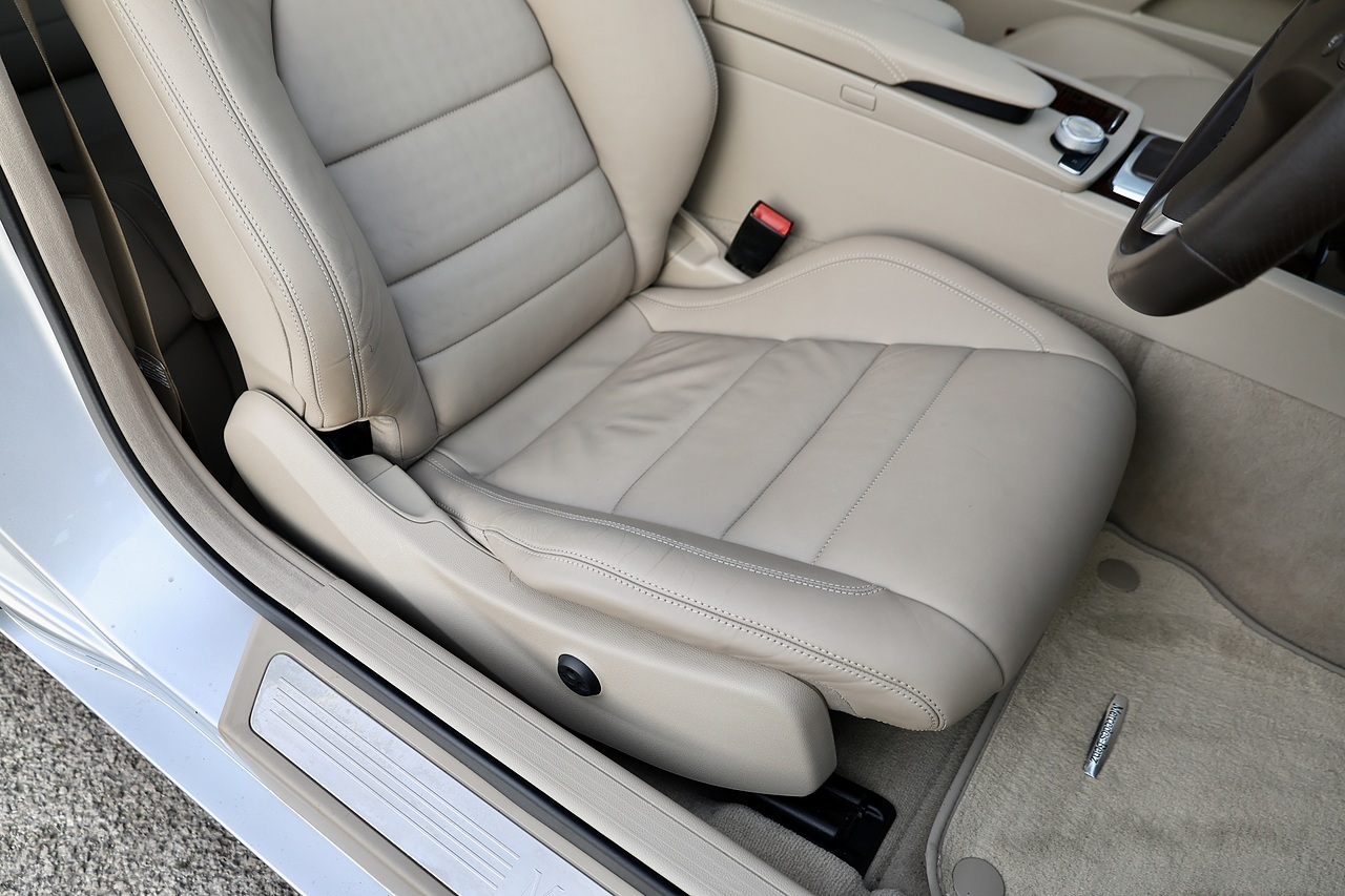 Mercedes-Benz E350 3.5 V6 CGI SE Coupe E350 3.5 CGI V6 SE Coupe 3.5 2dr Coupe Automatic Petrol - Large 22