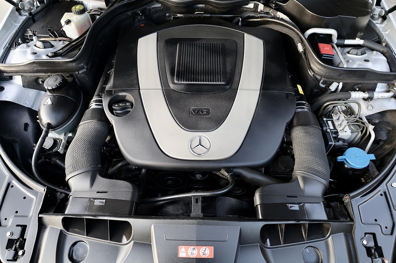 Mercedes-Benz E350 3.5 V6 CGI SE Coupe E350 3.5 CGI V6 SE Coupe 3.5 2dr Coupe Automatic Petrol - Large 23