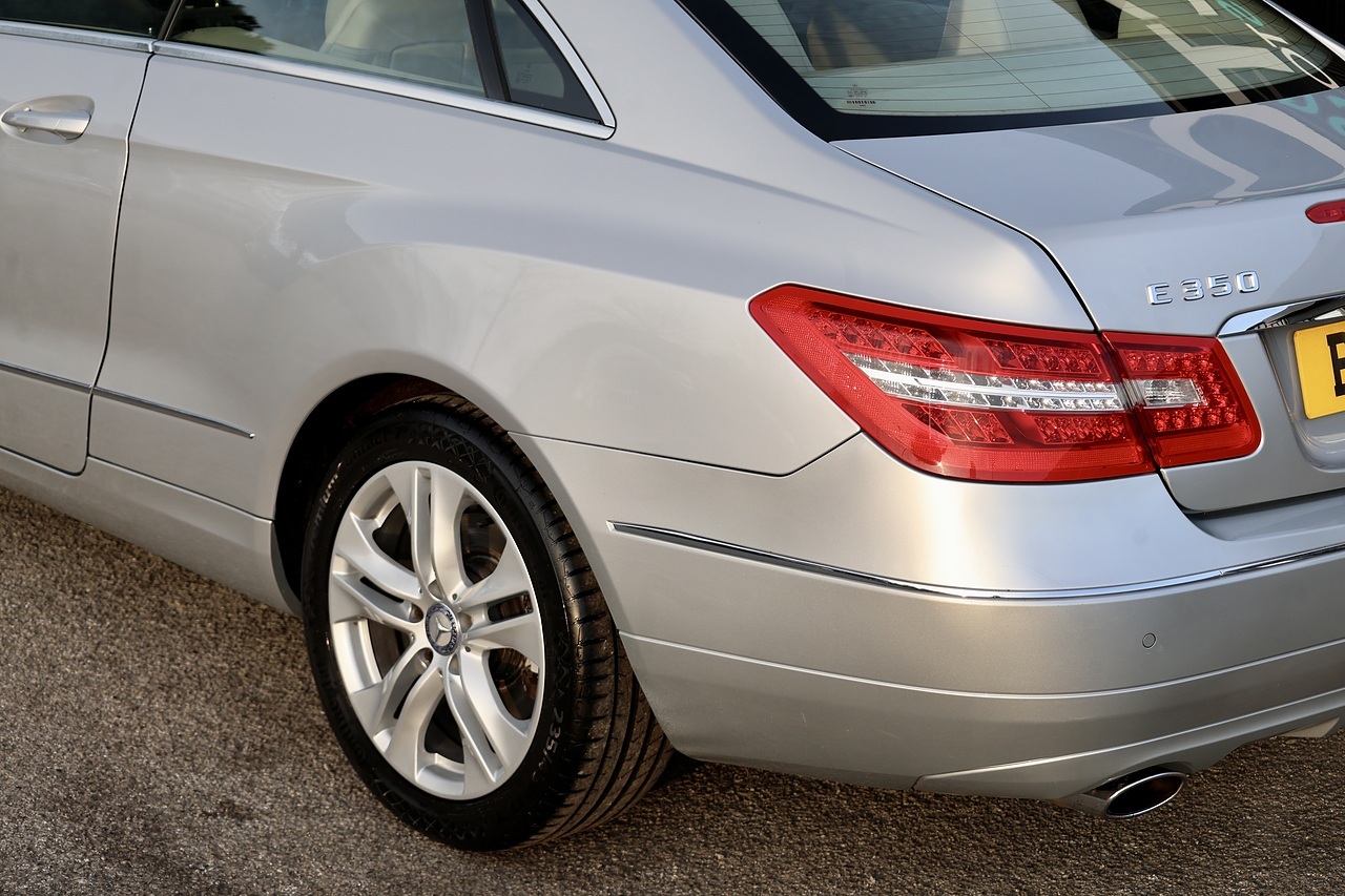Mercedes-Benz E350 3.5 V6 CGI SE Coupe E350 3.5 CGI V6 SE Coupe 3.5 2dr Coupe Automatic Petrol - Large 34