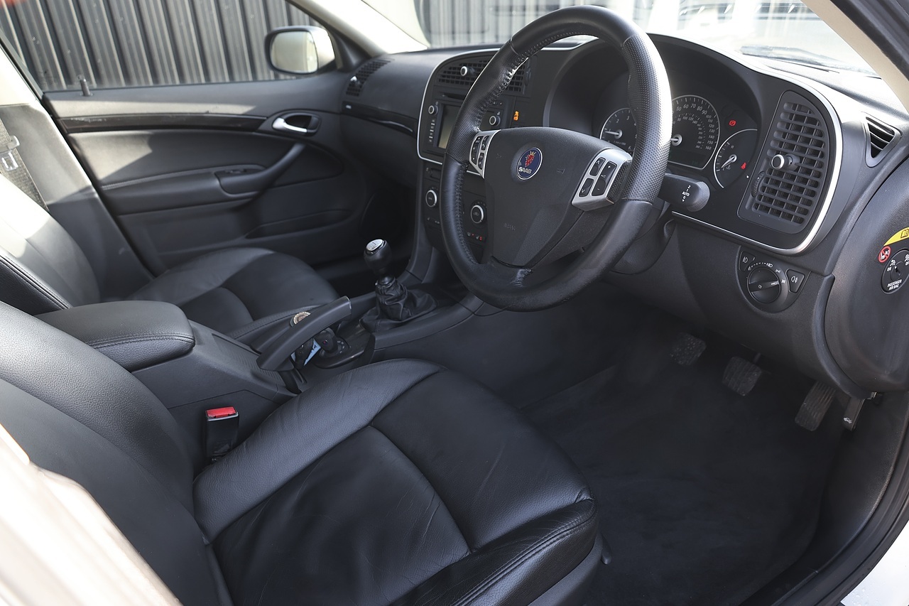 Saab 9-3 Turbo Edition 1 Former Keeper + 14 Services + Recent Cambelt Change - Large 5