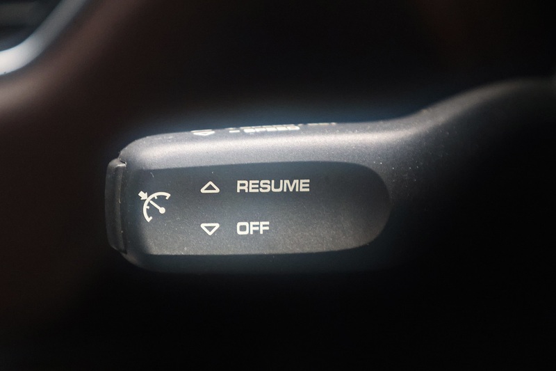 Porsche Macan S £16k Cost Options + Air Suspension + Pano Roof Image 22