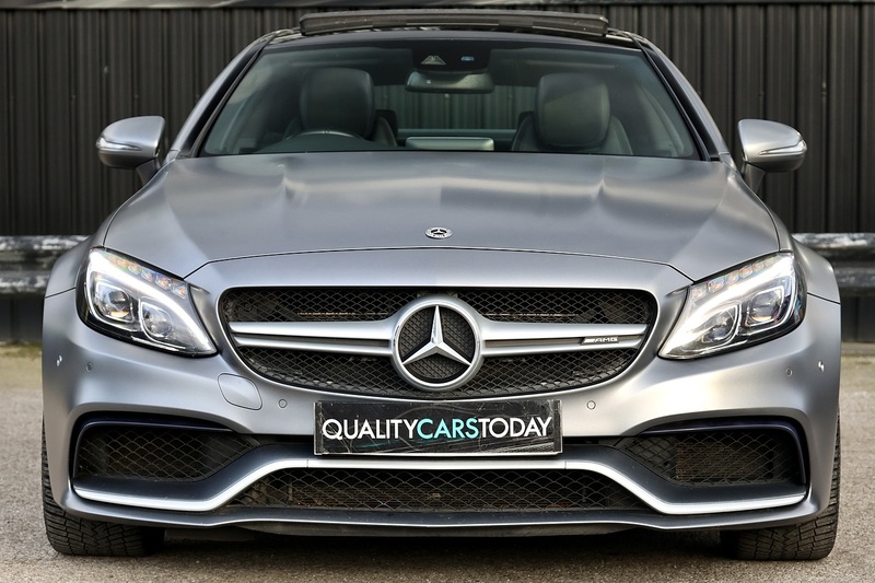 Mercedes-Benz C63 4.0 V8 AMG Premium  Coupe 2 Former Keepers + Full MB Main Dealer History + Pano Roof Image 3