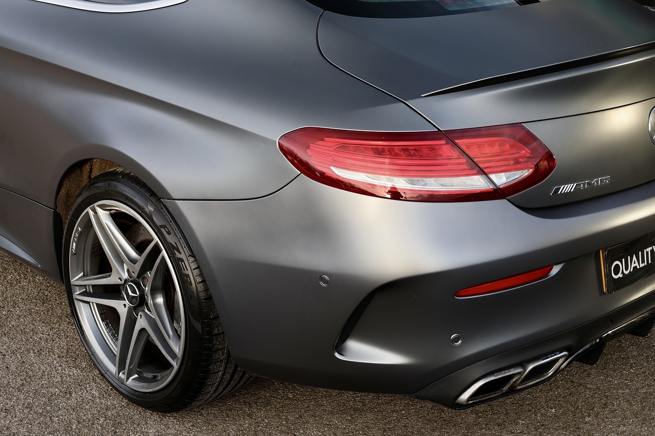 Mercedes-Benz C63 4.0 V8 AMG Premium  Coupe 2 Former Keepers + Full MB Main Dealer History + Pano Roof - Large 26