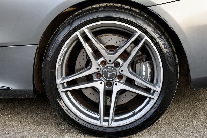 Mercedes-Benz C63 4.0 V8 AMG Premium  Coupe 2 Former Keepers + Full MB Main Dealer History + Pano Roof Image 28