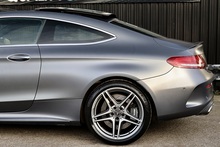 Mercedes-Benz C63 4.0 V8 AMG Premium  Coupe 2 Former Keepers + Full MB Main Dealer History + Pano Roof - Thumb 25