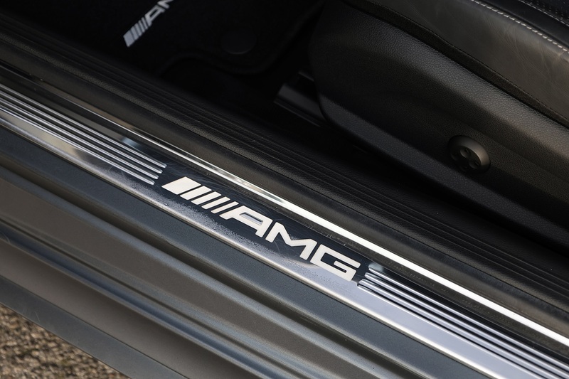 Mercedes-Benz C63 4.0 V8 AMG Premium  Coupe 2 Former Keepers + Full MB Main Dealer History + Pano Roof Image 31