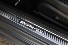 Mercedes-Benz C63 4.0 V8 AMG Premium  Coupe 2 Former Keepers + Full MB Main Dealer History + Pano Roof - Thumb 31