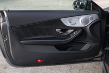 Mercedes-Benz C63 4.0 V8 AMG Premium  Coupe 2 Former Keepers + Full MB Main Dealer History + Pano Roof - Thumb 32