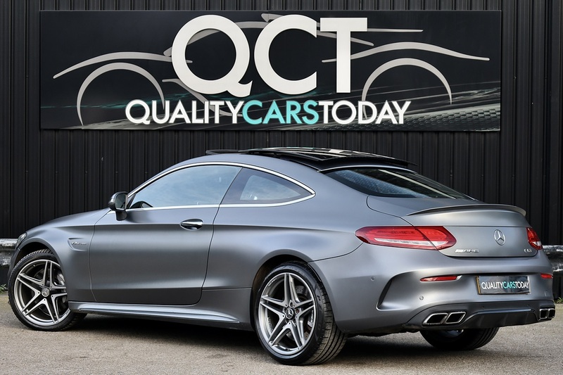Mercedes-Benz C63 4.0 V8 AMG Premium  Coupe 2 Former Keepers + Full MB Main Dealer History + Pano Roof Image 10