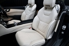 Mercedes-Benz SL 350 AMG Sport Last Owner 2019 + Rare Spec + £80k List Priec +  11 Services - Thumb 12