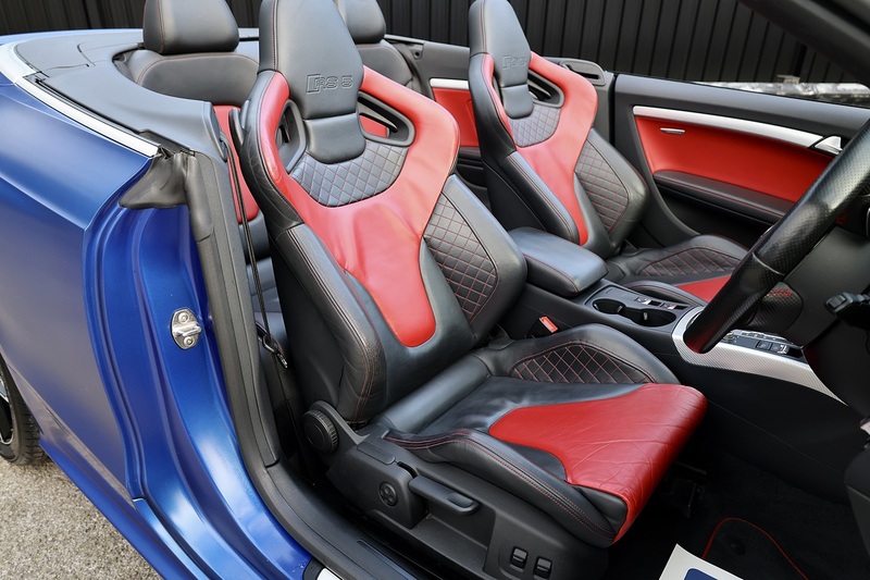 Audi RS5 Convertible  Limited Edition Matte Speang Blue + Carbon Seats + Carbon Engine bay + Very Limited  Edition Image 11