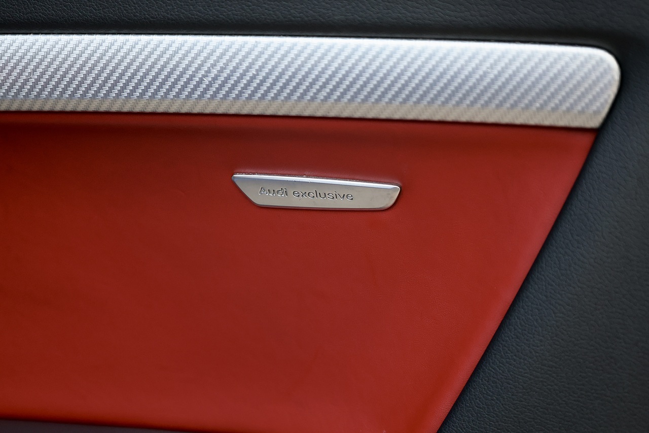 Audi RS5 Convertible  Limited Edition Matte Speang Blue + Carbon Seats + Carbon Engine bay + Very Limited  Edition - Large 19