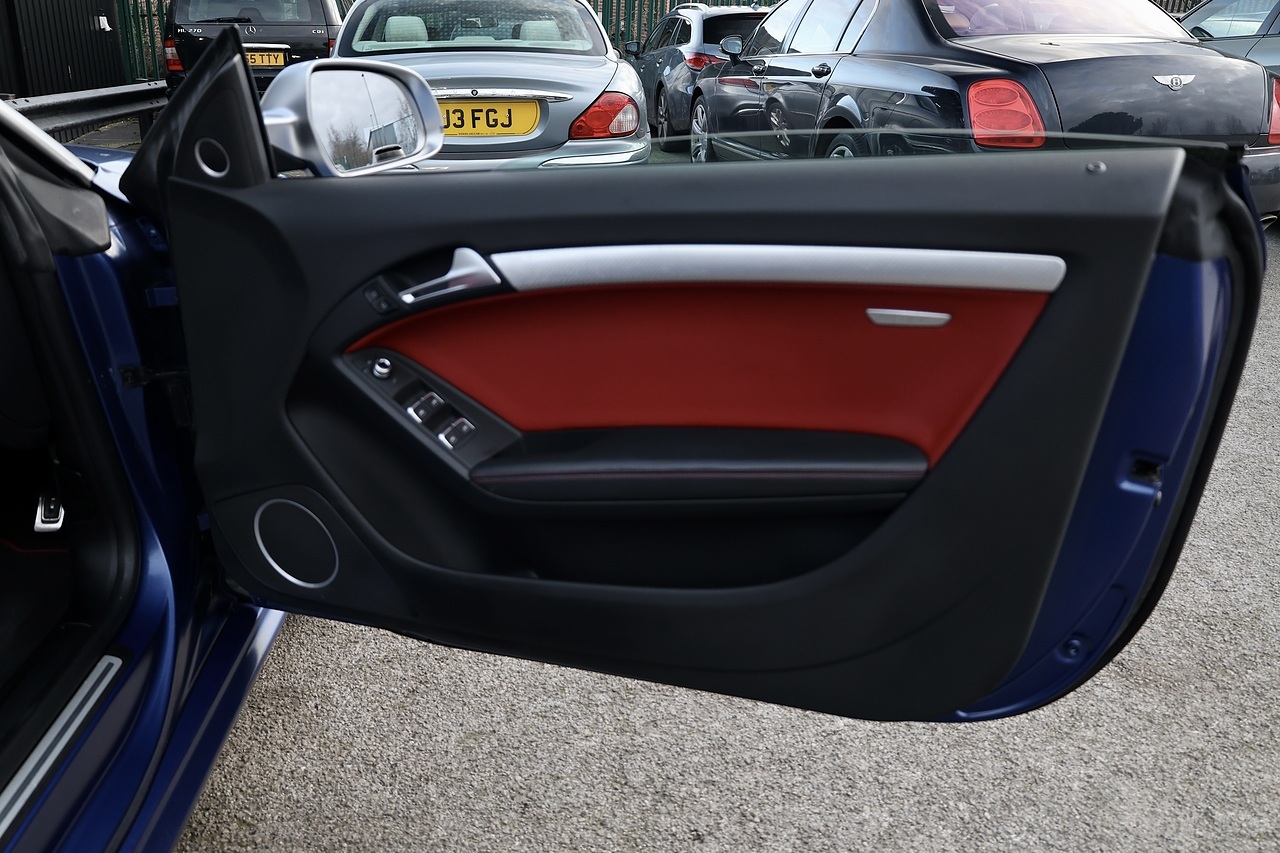 Audi RS5 Convertible  Limited Edition Matte Speang Blue + Carbon Seats + Carbon Engine bay + Very Limited  Edition - Large 27