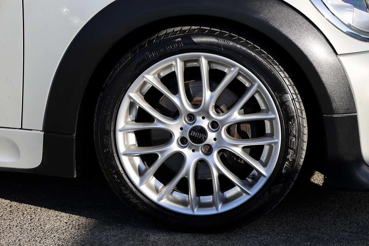 MINI Roadster Cooper S Full Service History + CHILI Pack + JCW Aero Pack - Large 37