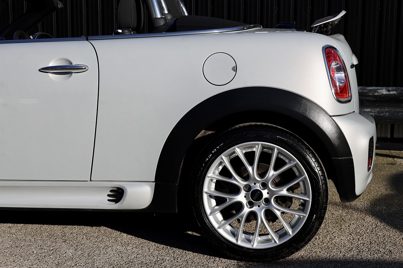 MINI Roadster Cooper S Full Service History + CHILI Pack + JCW Aero Pack - Large 34