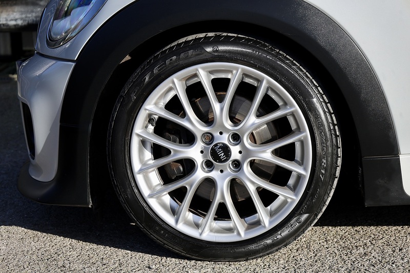 MINI Roadster Cooper S Full Service History + CHILI Pack + JCW Aero Pack Image 39