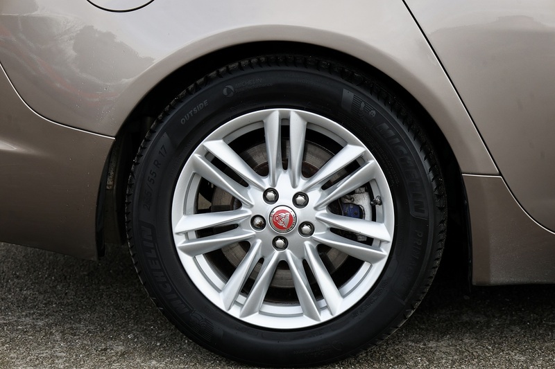 Jaguar XF Luxury 2 Former Keepers + Full Service History Image 29