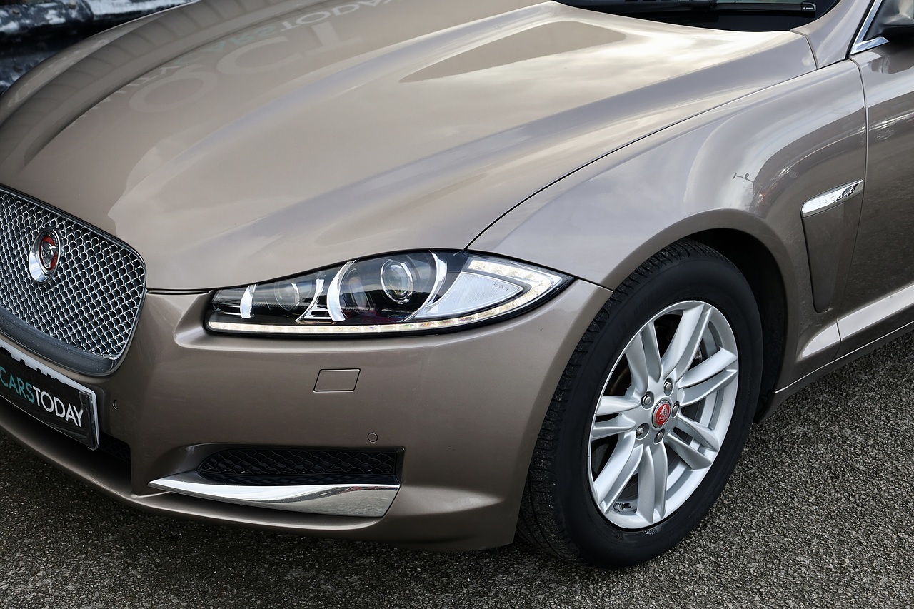Jaguar XF Luxury 2 Former Keepers + Full Service History - Large 22