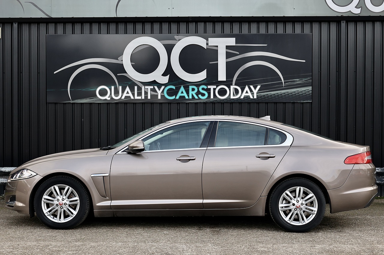Jaguar XF Luxury 2 Former Keepers + Full Service History - Large 1
