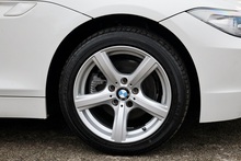 BMW Z4 sDrive20i Manual + Full Service History - Thumb 25