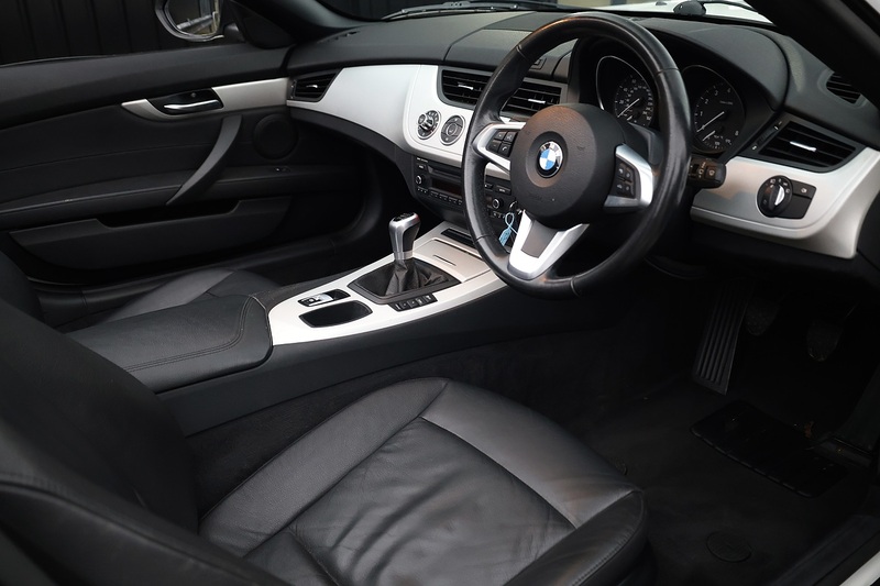 BMW Z4 sDrive20i Manual + Full Service History Image 7