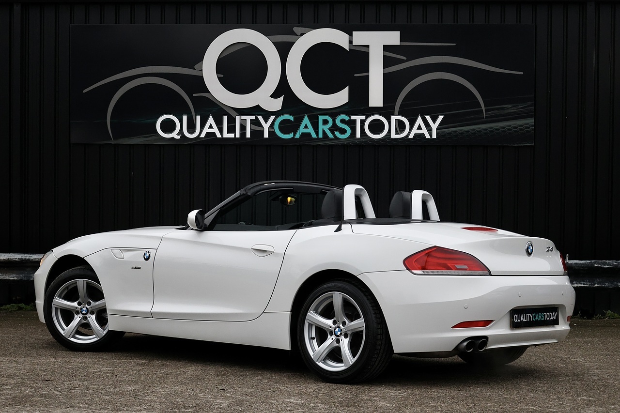 BMW Z4 sDrive20i Manual + Full Service History - Large 12