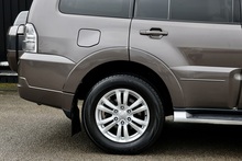 Mitsubishi Shogun LWB SG3 2 Former Keepers + FSH + Automatic + 7 Seats - Thumb 17