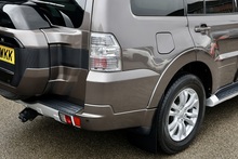 Mitsubishi Shogun LWB SG3 2 Former Keepers + FSH + Automatic + 7 Seats - Thumb 15