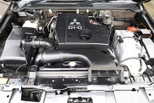 Mitsubishi Shogun LWB SG3 2 Former Keepers + FSH + Automatic + 7 Seats - Thumb 25