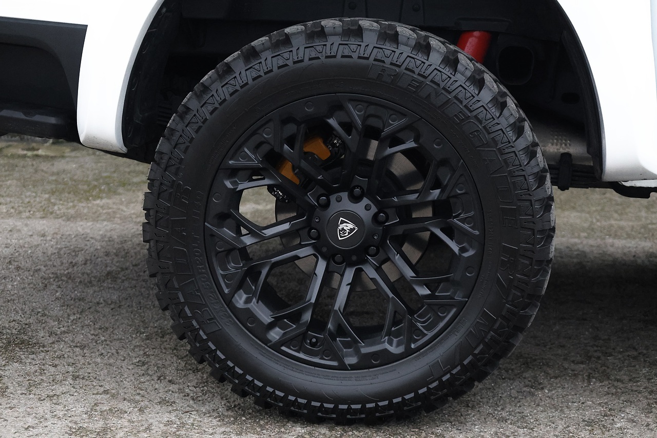 Ford Ranger Wildtrak X Predator X Predator X + Huge Spec + Ford Warranty - Large 28