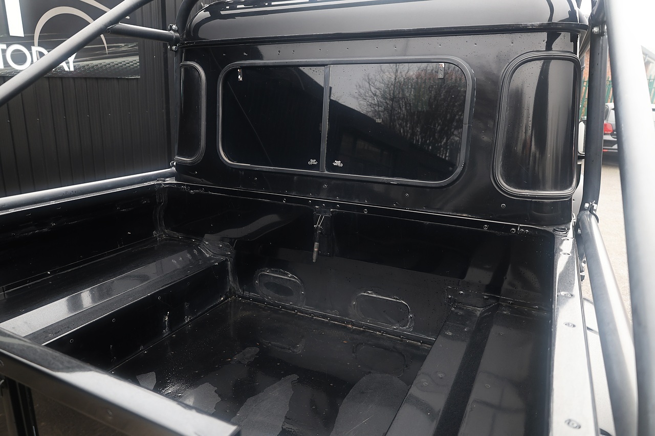 Land Rover Defender 110 007 Spectre Evocation + Huge Build Cost - Large 26